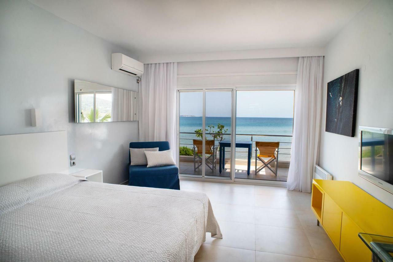 Sideratos Apartments Karfas Luaran gambar
